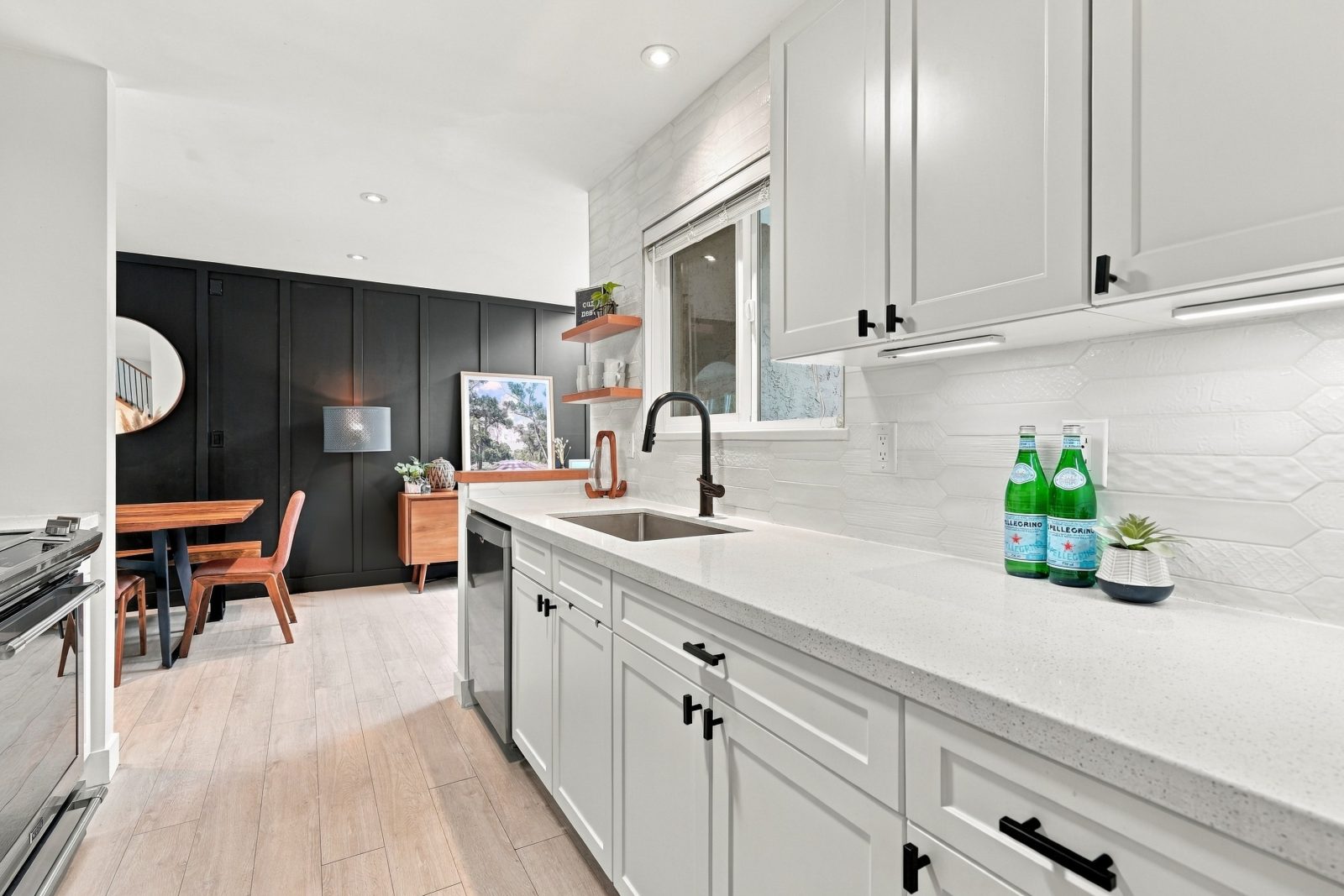 102E 3655 Shaughnessy Street, Port Coquitlam — Inside the home photo 14