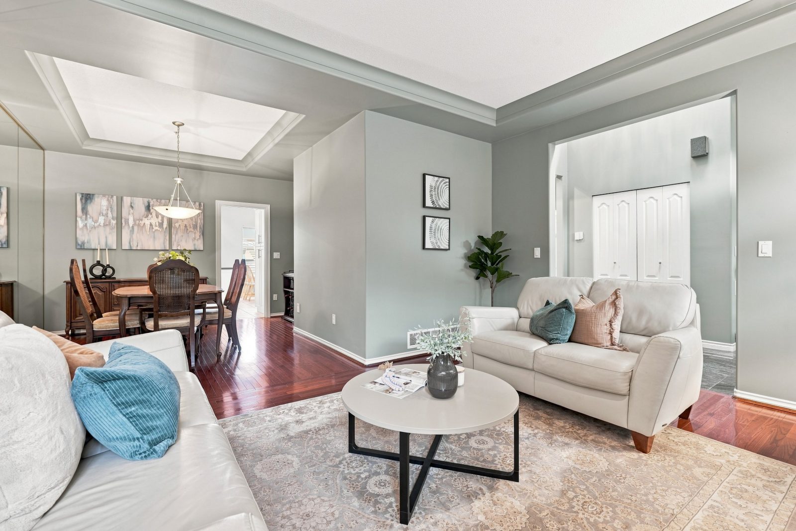 #11 915 Fort Fraser Rise, Port Coquitlam — Inside the home photo 5