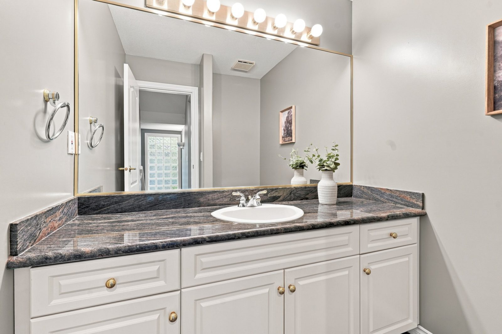 #11 915 Fort Fraser Rise, Port Coquitlam — Inside the home photo 19