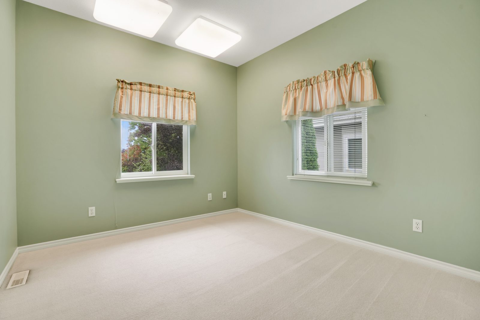 #11 915 Fort Fraser Rise, Port Coquitlam — Inside the home photo 26
