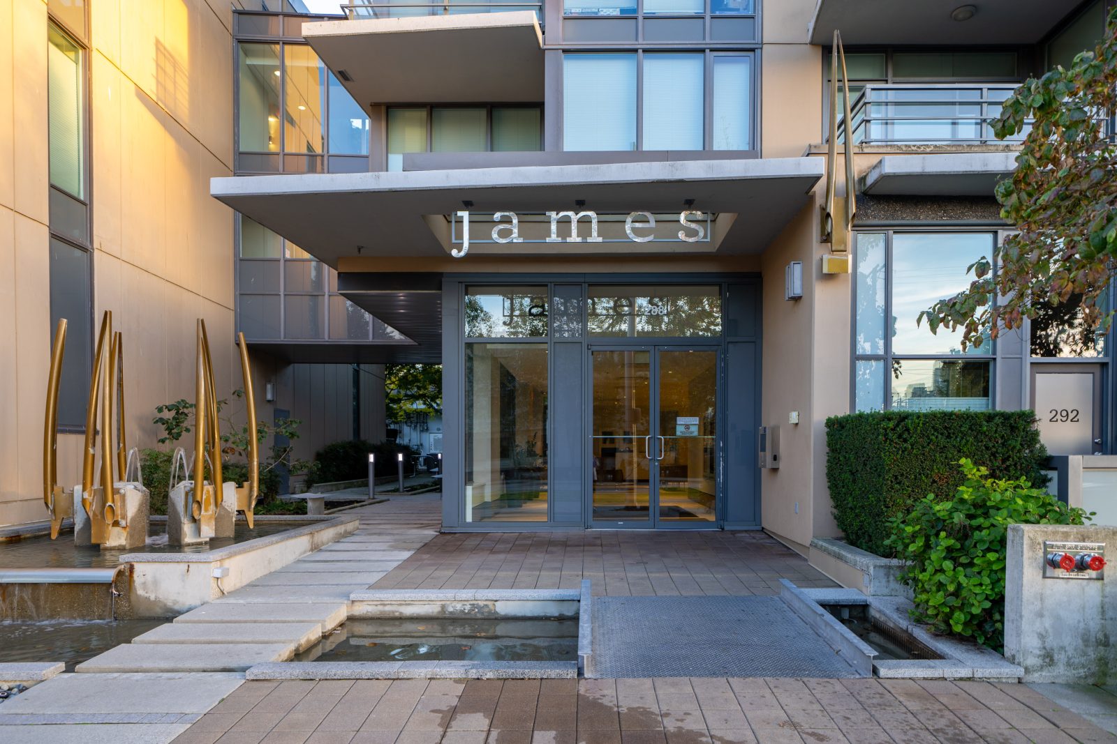 1107 288 W. 1st Avenue, Vancouver — Outside photo 5