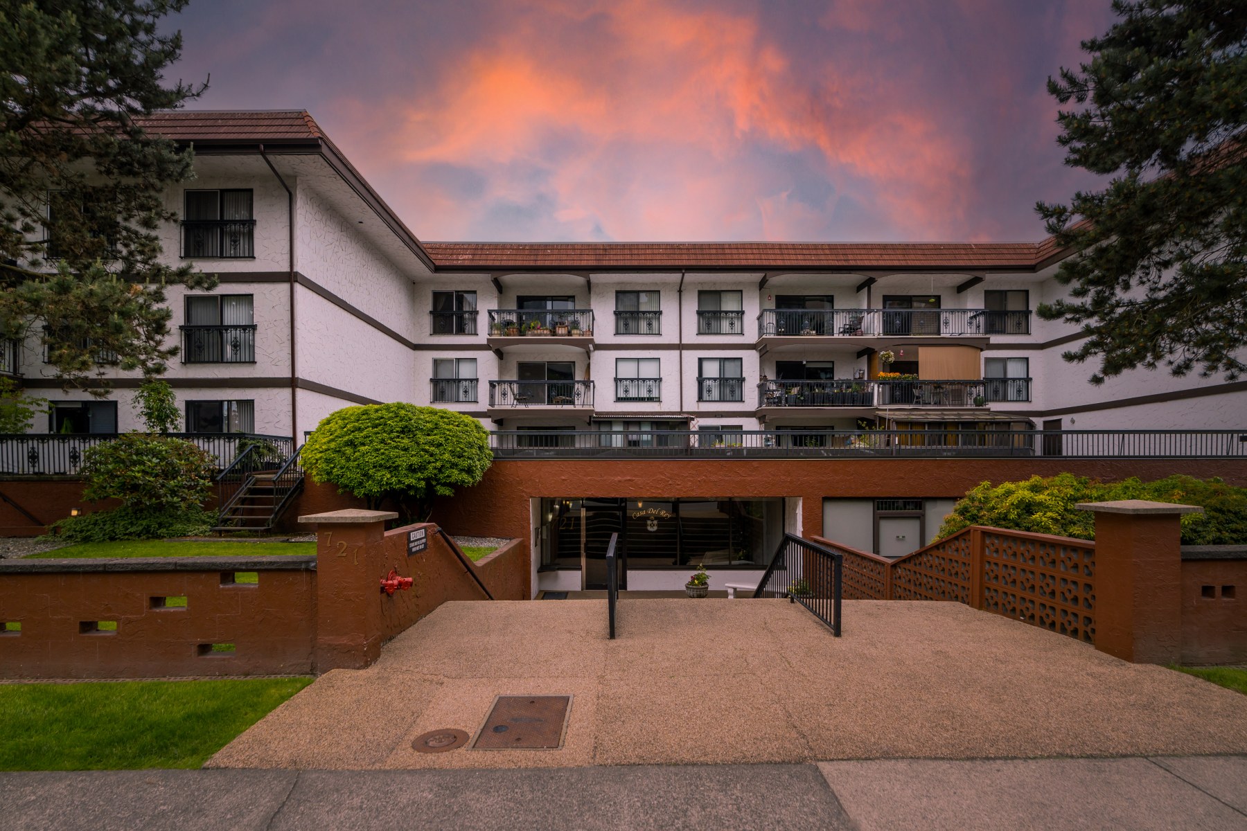 202 721 Hamilton Street, New Westminster