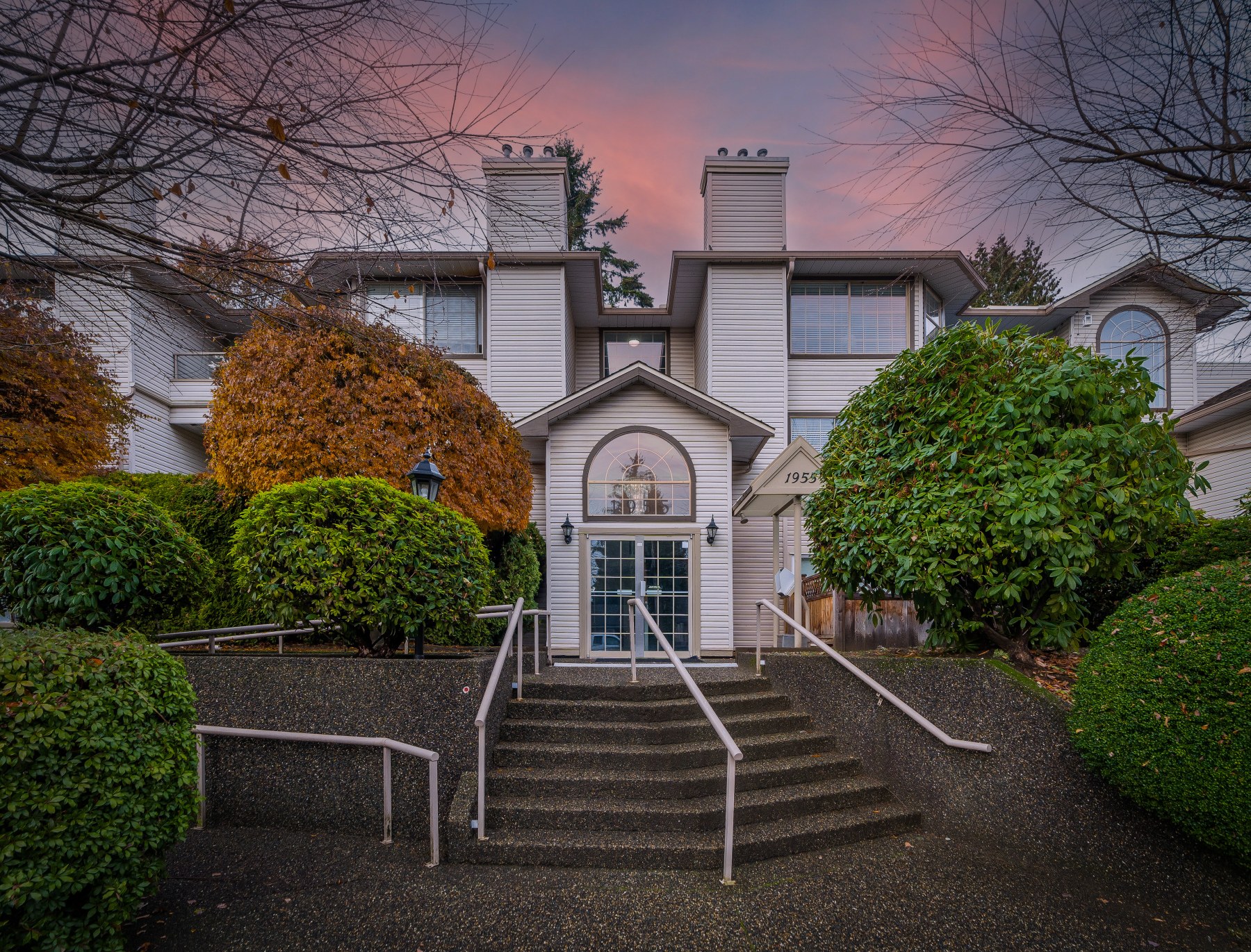 207 1955 Suffolk Avenue, Port Coquitlam