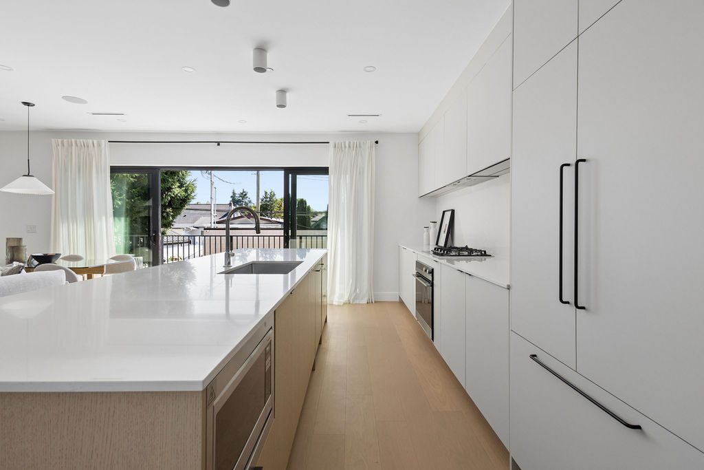 3 2124 E 8 Avenue, Vancouver — Inside the home photo 18