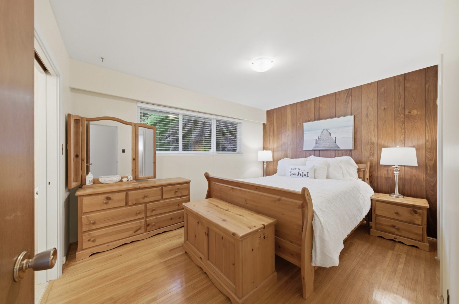 3963 Sefton Street, Port Coquitlam — Inside the home photo 11