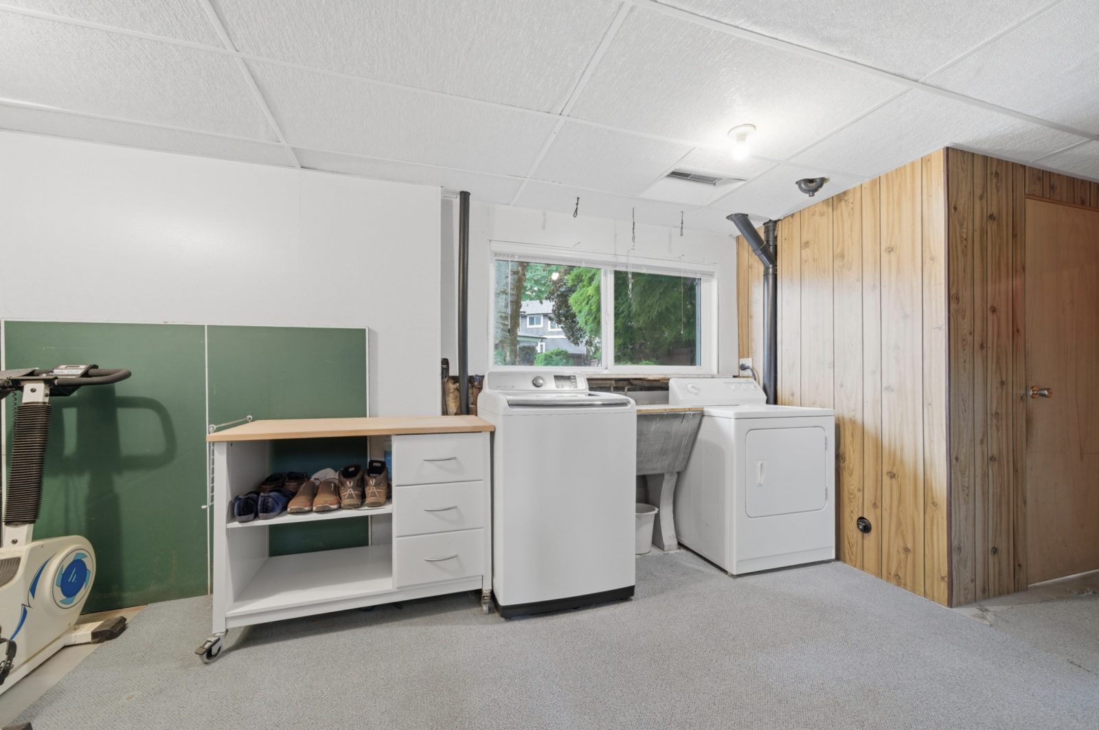 3963 Sefton Street, Port Coquitlam — Inside the home photo 20