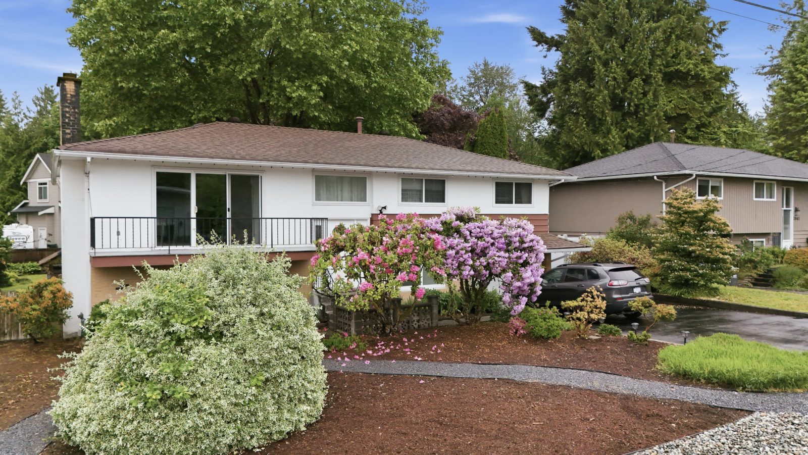3963 Sefton Street, Port Coquitlam — Outside photo 3