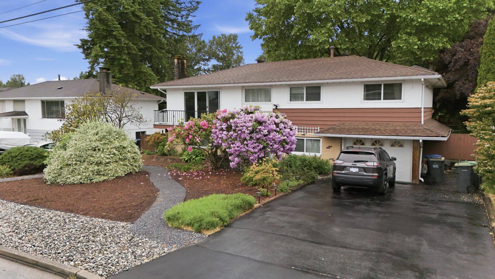 3963 Sefton Street, Port Coquitlam — Outside photo 2