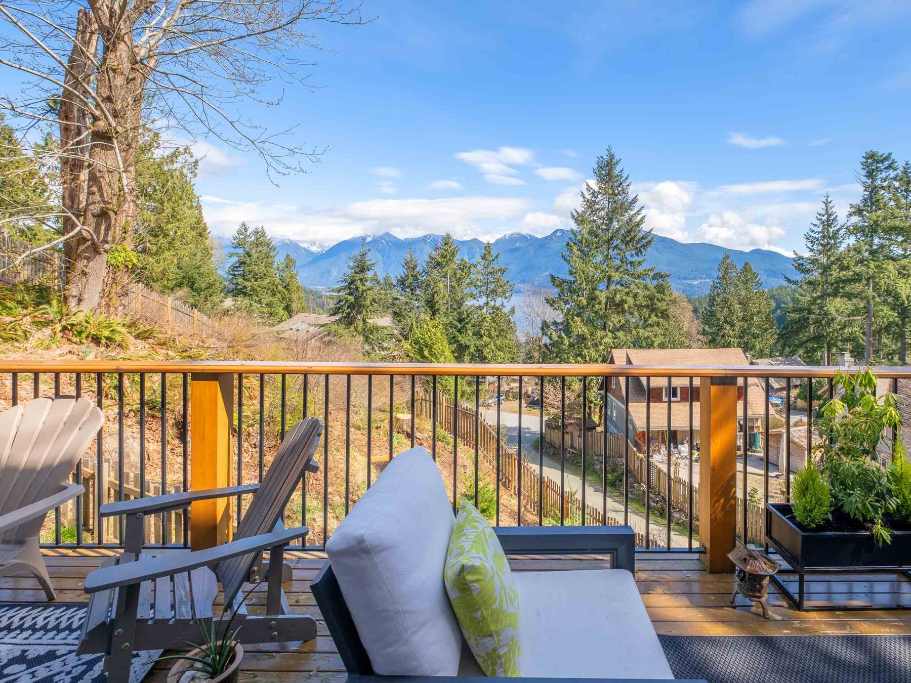 947 Village Drive, Bowen Island